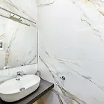Apartment Aparts - 3 Bedrooms Luxury At St Peter